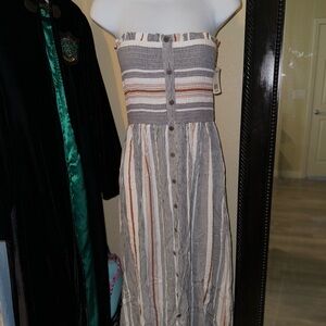 Bottom down summer dress